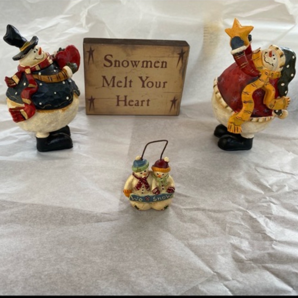 A bundle of snow figures!